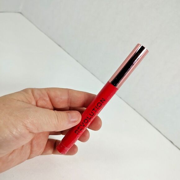 Revolution Makeup London Velvet Kiss Lip Crayon Liner Decadence 0.04 oz SEALED - Picture 10 of 10